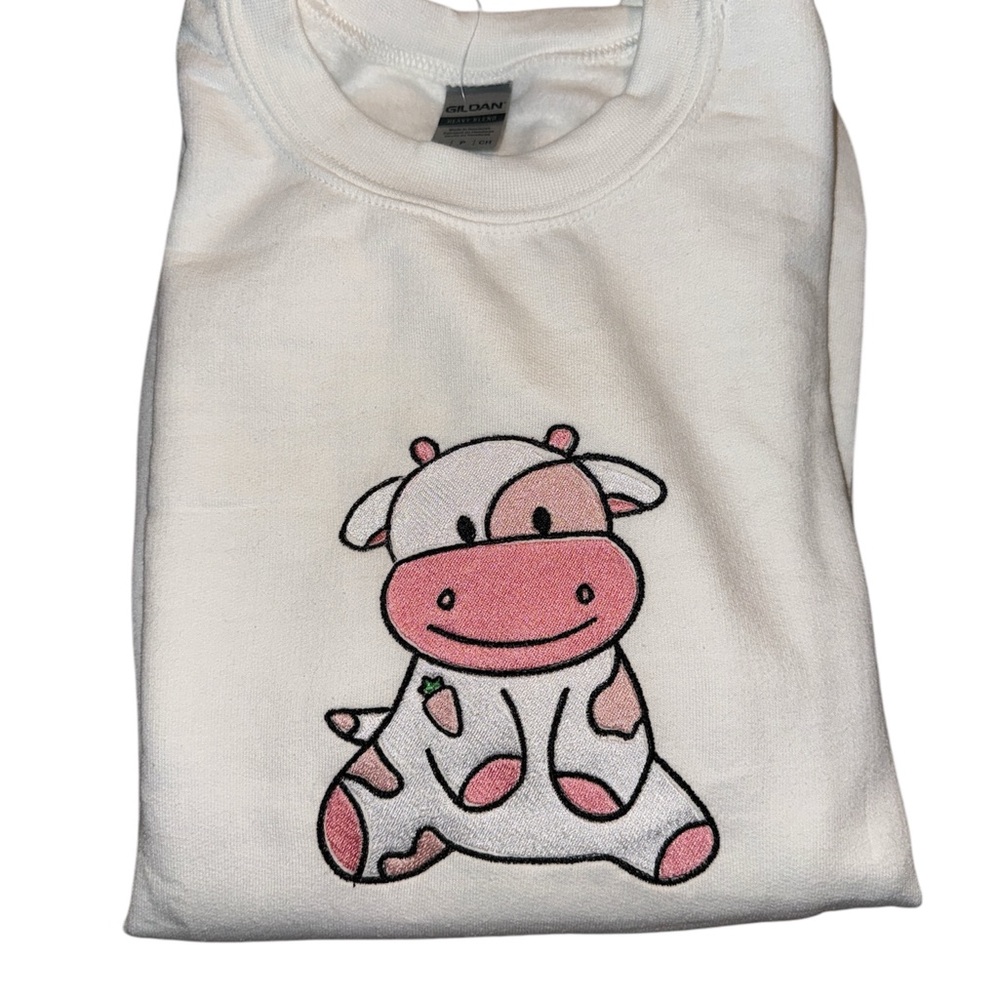 Cute Cow Embroidered White Sweatshirt size small NWOT